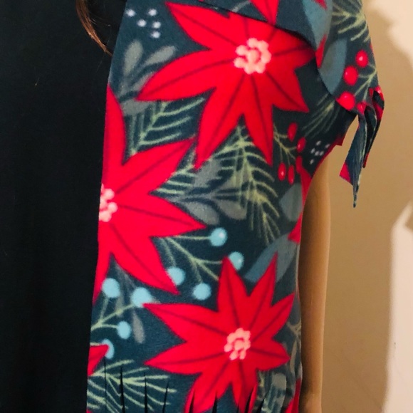 Christmas Fleece Scarf - Picture 2 of 4